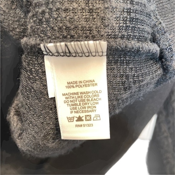 1. State Teddy long Sleeve Crewneck Pullover Rich Black and Silver Medium New - Picture 6 of 7